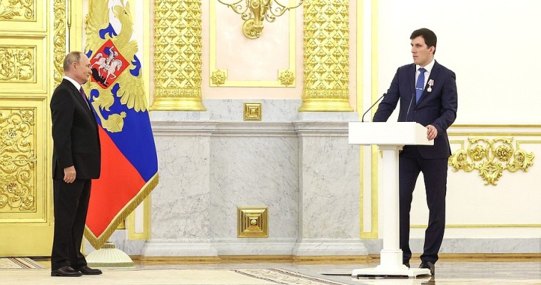 Владимир Путин вручил государственную награду главе Роспотребнадзора Чукотки